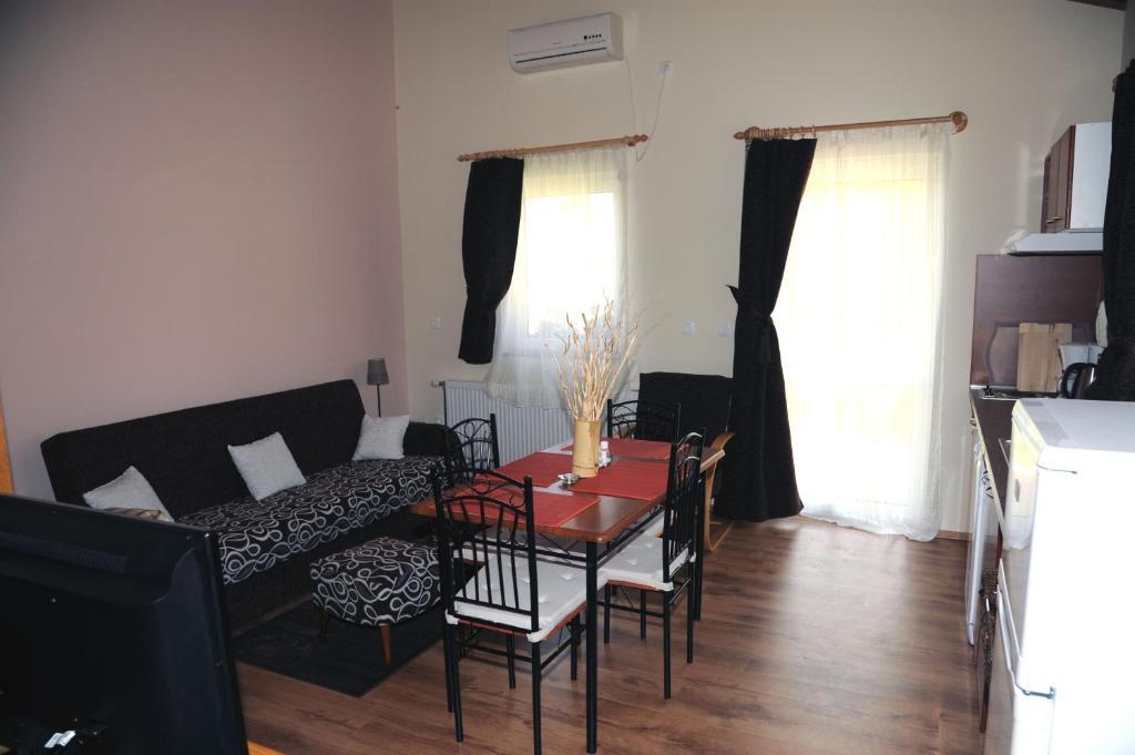 Arany Szolo Wellness Apartmanhaz เฮวิซ ห้อง รูปภาพ