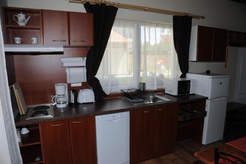 Arany Szolo Wellness Apartmanhaz เฮวิซ ห้อง รูปภาพ