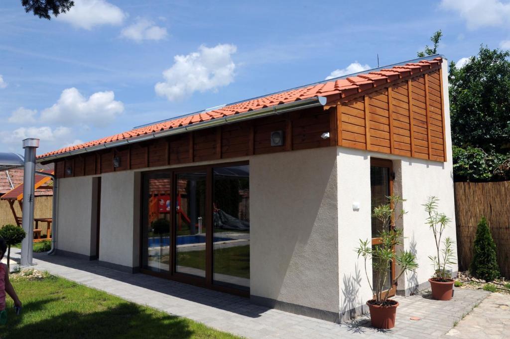 Arany Szolo Wellness Apartmanhaz เฮวิซ ภายนอก รูปภาพ